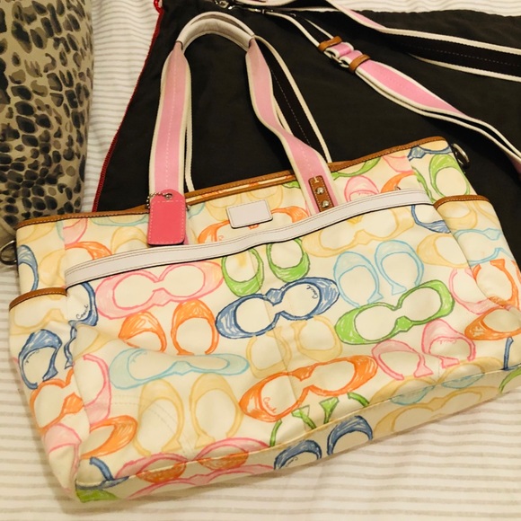 100% Authentic Scribble Coach Diaper Bag - Picture 2 of 4